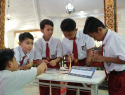 AKSES Cetak “Insinyur Cilik” Lewat Lomba Unplugged Coding Pertama di Madura