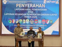 Wali Kota Palu H. Hadianto Rasyid Menyerahkan LHP Atas LKPD Tahun 2026.