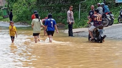 Banjir di Darit Mulai Surut, Kapolsek Imbau Warga Tetap Waspada