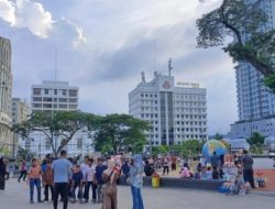 Lapangan Merdeka Medan dipadati pengunjung saat ‘long weekend’