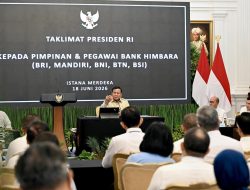 Gelar Pertemuan dengan Direksi dan Komisaris Bank Himbara, Presiden Prabowo Tegaskan Himbara sebagai Motor Ekonomi Nasional