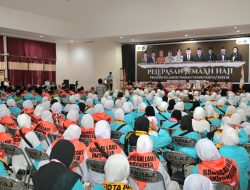 Gubernur H. Anwar Hafid Melepas 1.751 Orang Jemaah Haji Menuju Tanah Suci.