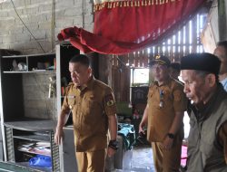 Wali Kota Palu H.Hadianto Rasyid, Tinjau Kondisi Rumah Tidak Layak Huni.