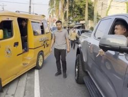 Bobby Nasution tegur sopir angkot yang putar balik sembarangan di Medan