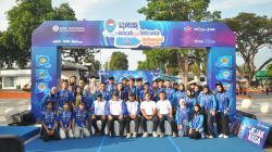 Asisten Bidang Perekonomian dan Pembangunan Setda Kota Palu, Rahmad Mustafa Melepas Peserta QRIS-QJI 2026.